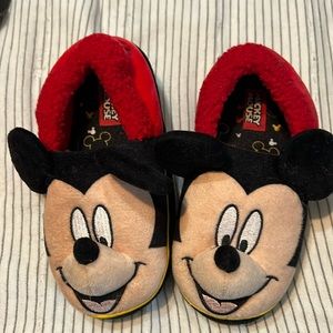 Kids Mickey Mouse slippers
